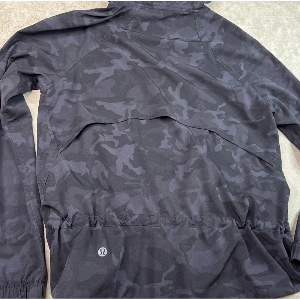 Lululemon Jacket Women Sz 4 Face Forward Incognito Camo Athletic LW4AVRS